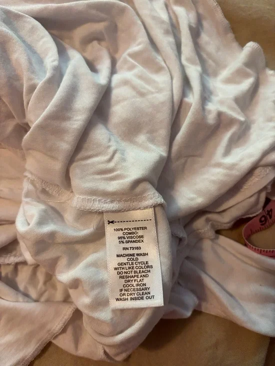 Cupio White Floral Lace Ruffle Tank - Picture 7 of 7